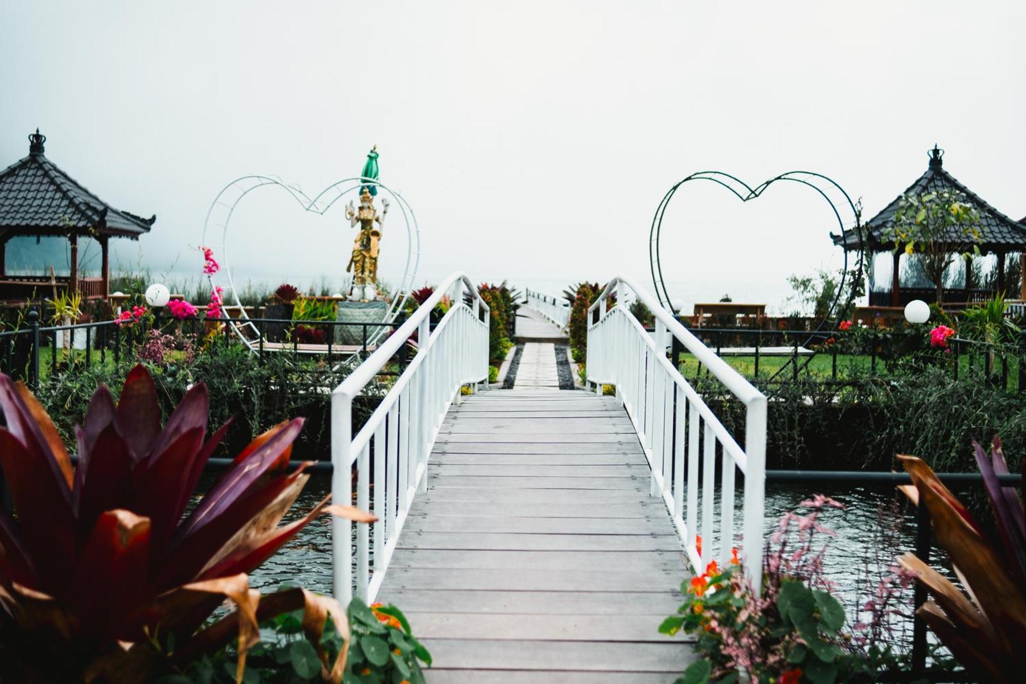 The Polumb Garden Bedugul Hotel Selemadeg Екстериор снимка